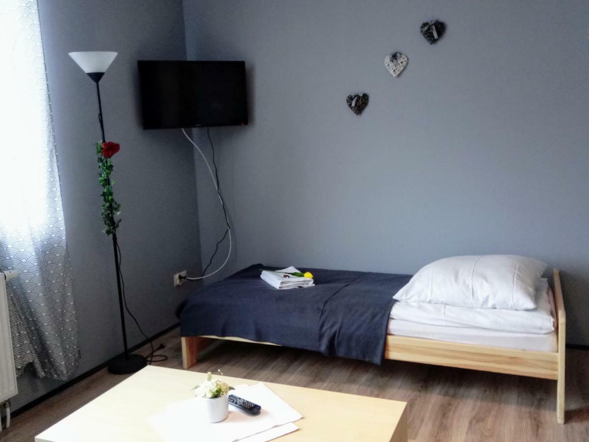 Noclegi Na Heweliusza Sanok Eksteriør billede